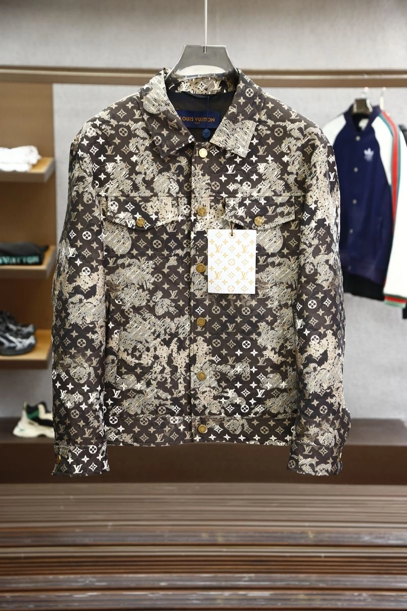 Louis Vuitton Outwear ZipUp 135841