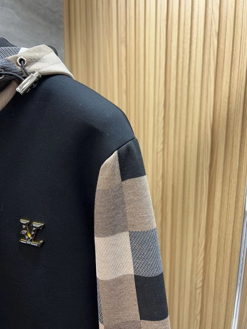 Louis Vuitton Outwear OnTrend 135834