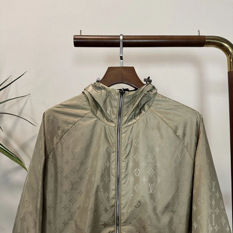 GoodFit Louis Vuitton Outwear 135831