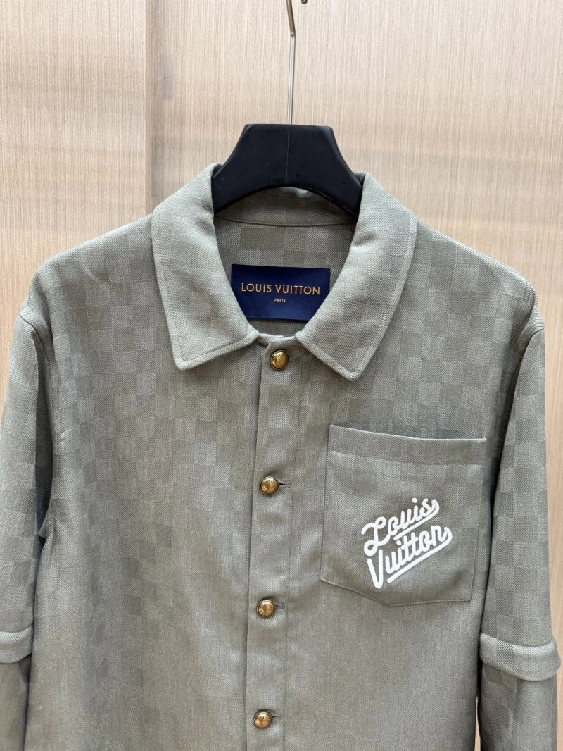 UrbanStyle Louis Vuitton Outwear 135815