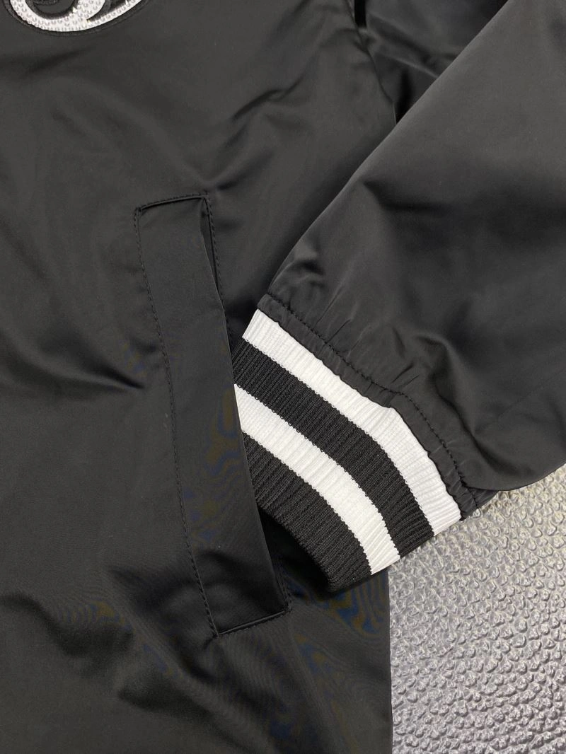 Louis Vuitton Outwear SmartChoice 135829