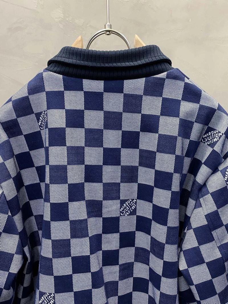 Louis Vuitton Outwear Sleek 135825