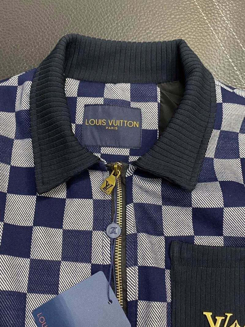 Louis Vuitton Outwear Sleek 135825