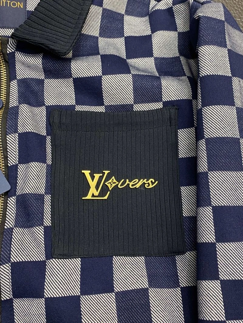 Louis Vuitton Outwear Sleek 135825