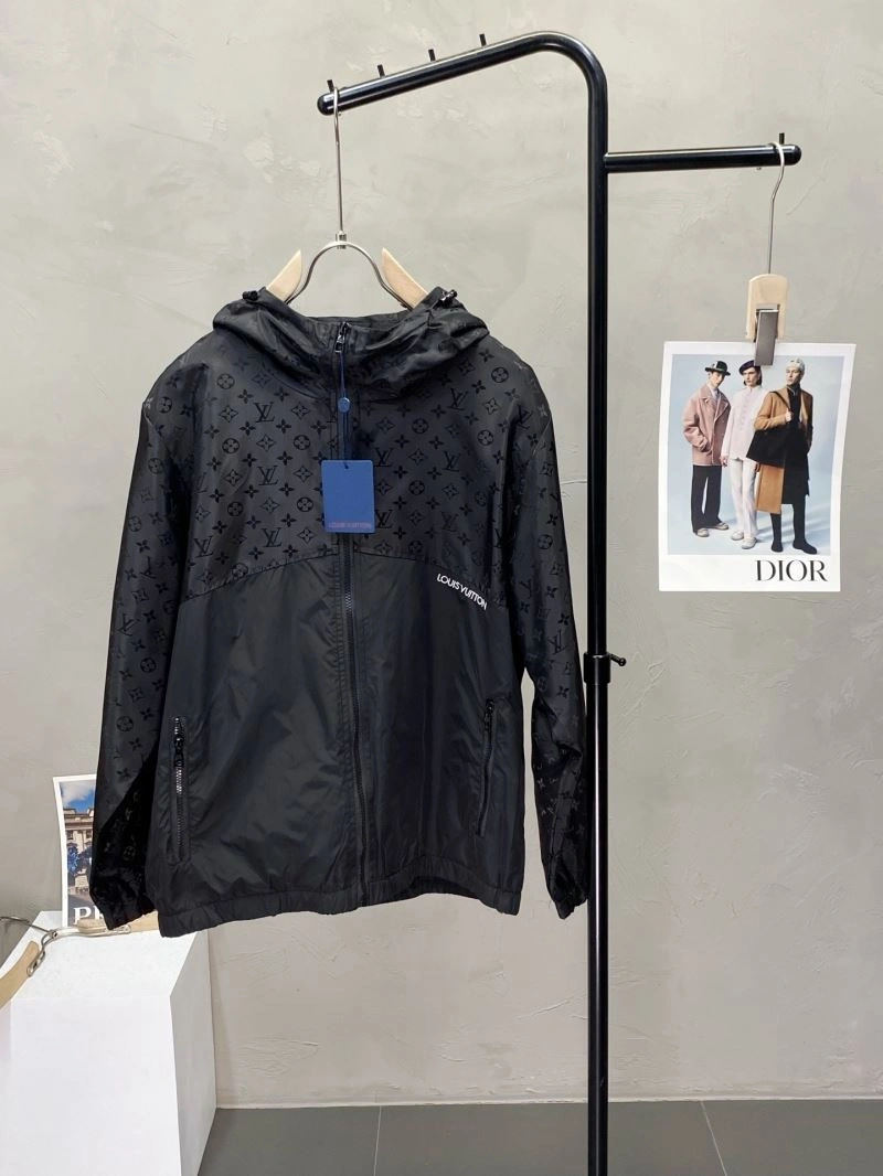 Louis Vuitton Outwear ZipUp 135828