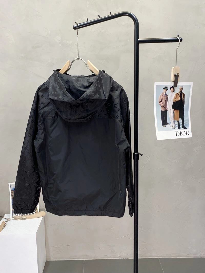 Louis Vuitton Outwear ZipUp 135828
