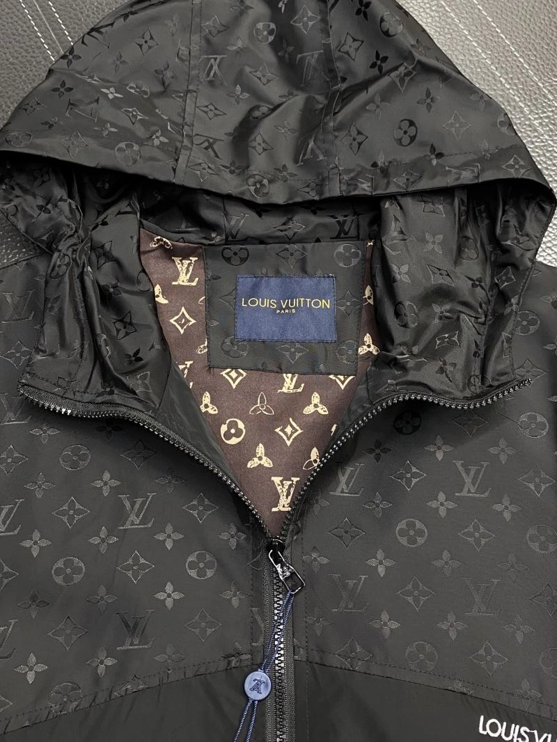 Louis Vuitton Outwear ZipUp 135828