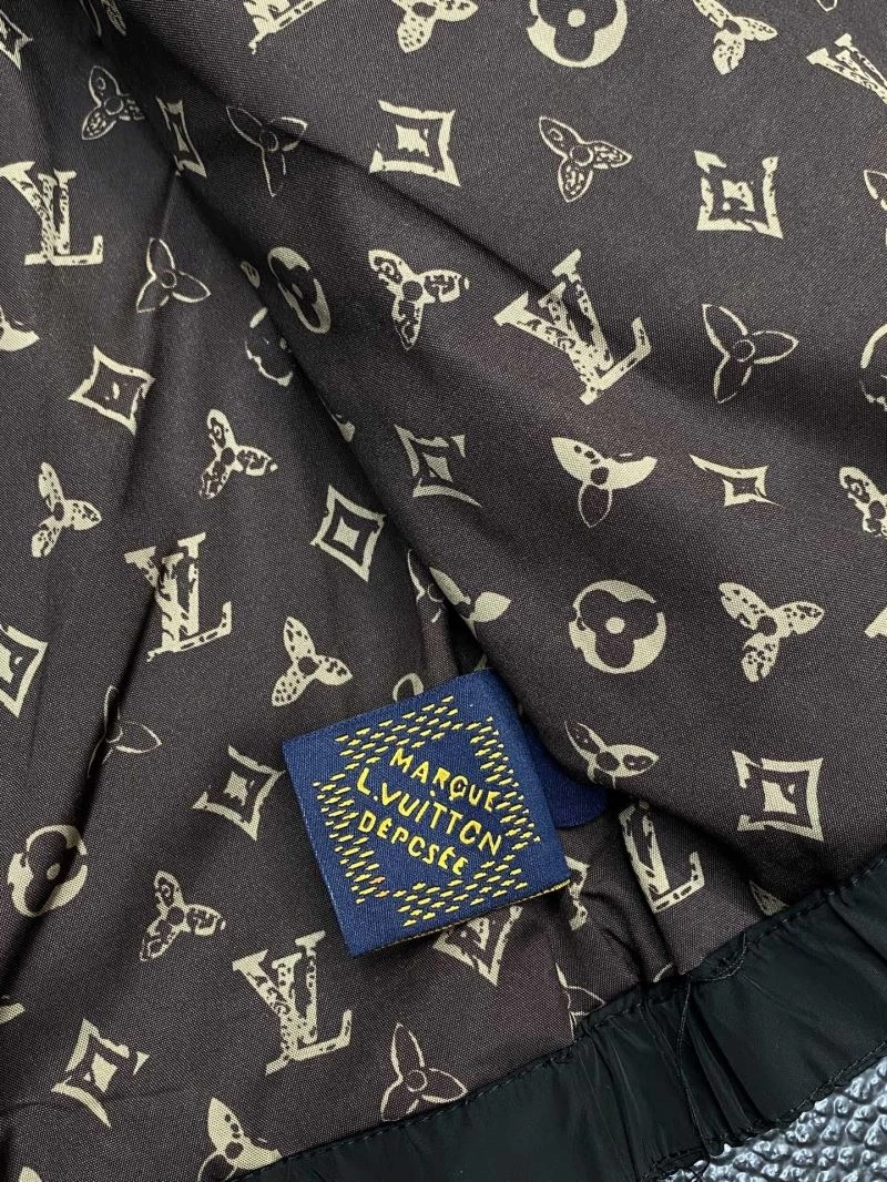 Louis Vuitton Outwear ZipUp 135828