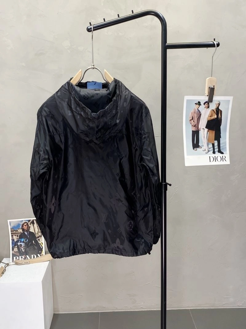 StreetReady Louis Vuitton Outwear 135822