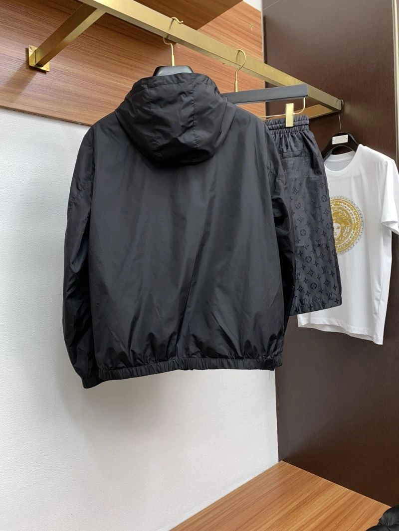 Louis Vuitton Outwear Bright 135811