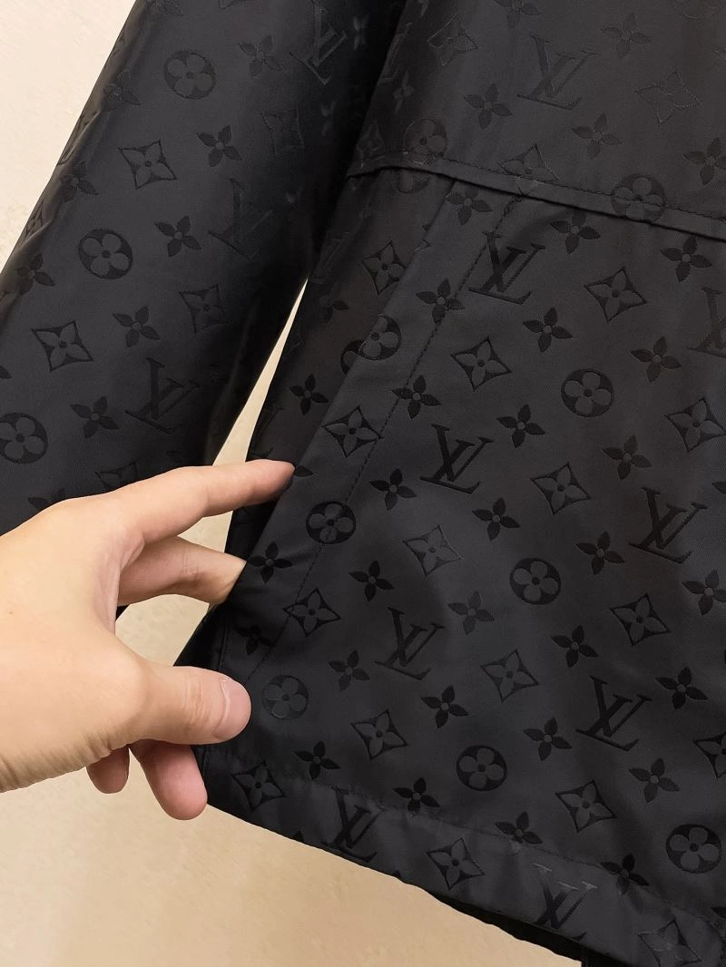 OdorResistant Louis Vuitton Outwear 135876