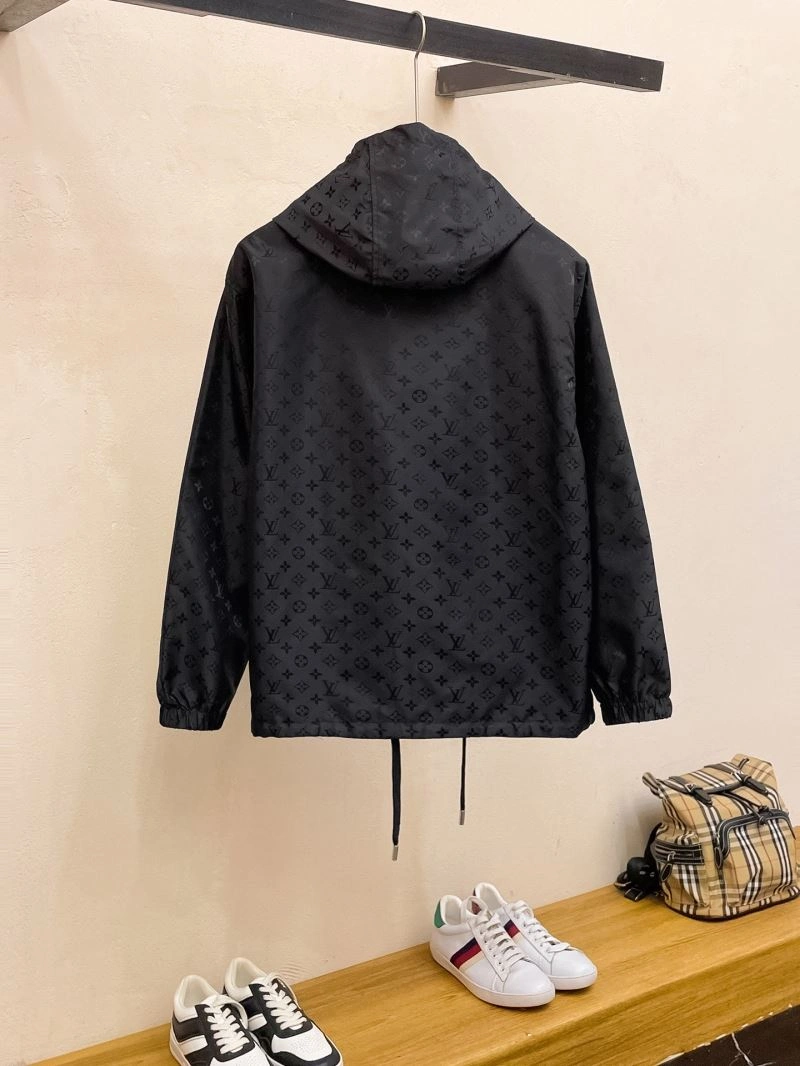 OdorResistant Louis Vuitton Outwear 135876
