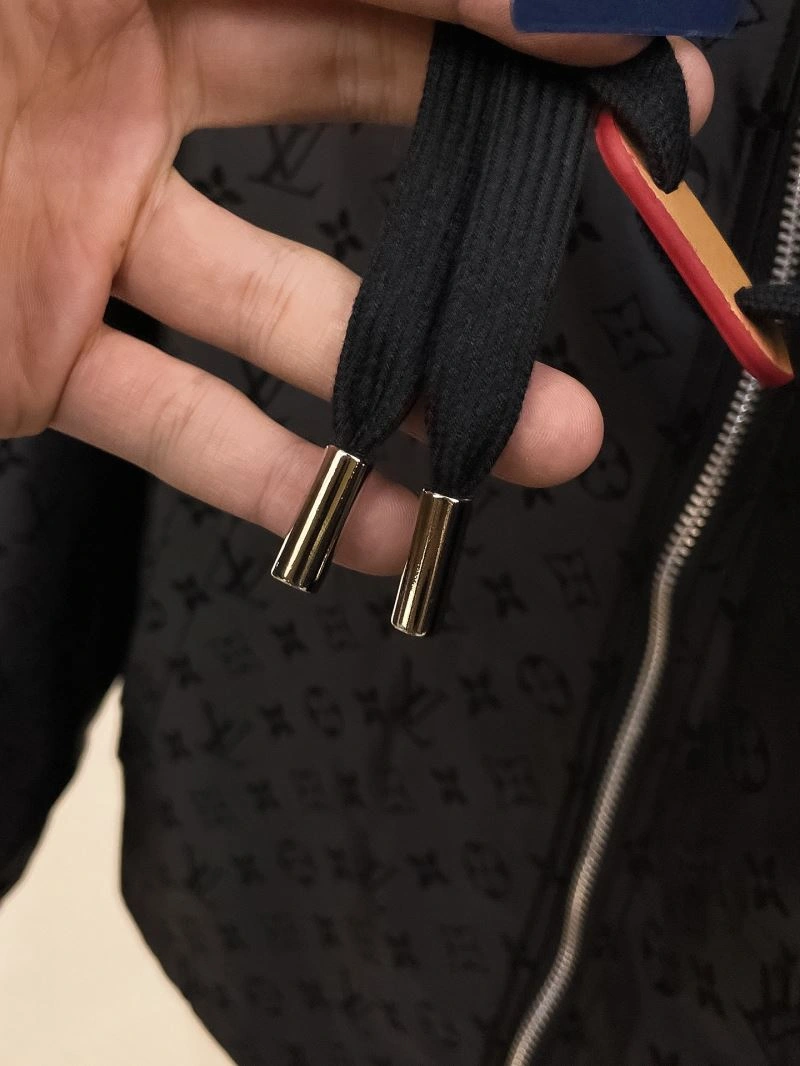 OdorResistant Louis Vuitton Outwear 135876