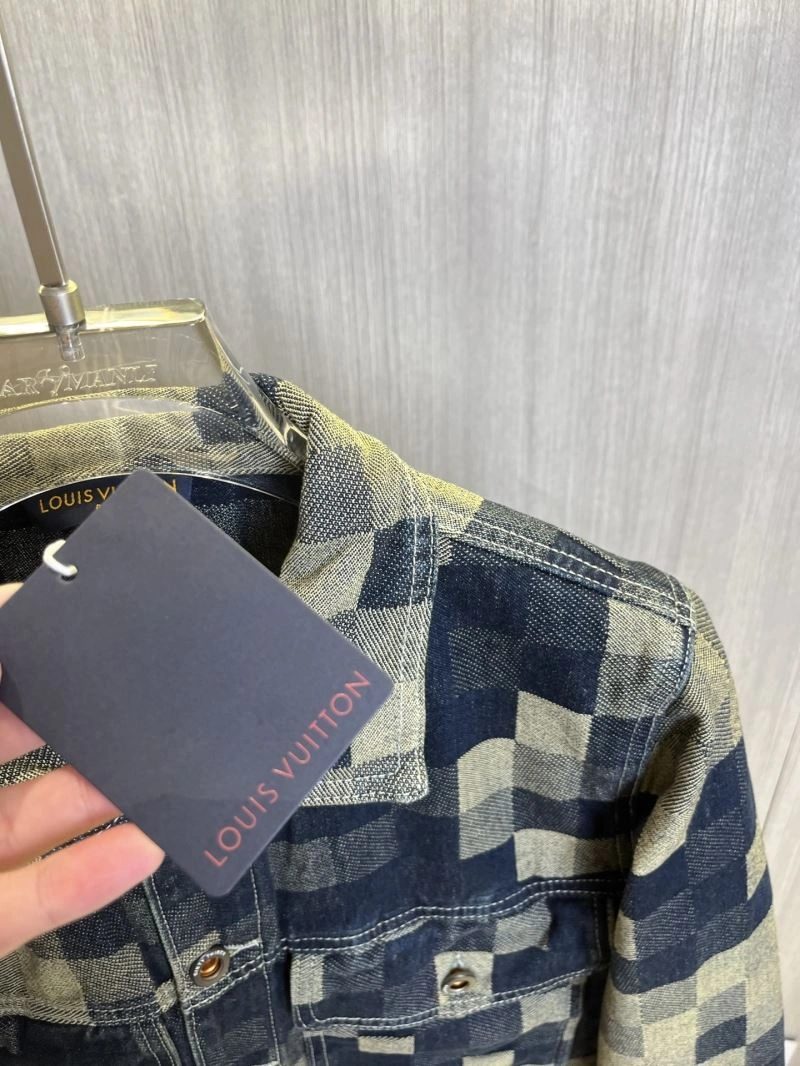 Louis Vuitton Outwear Neat 135805