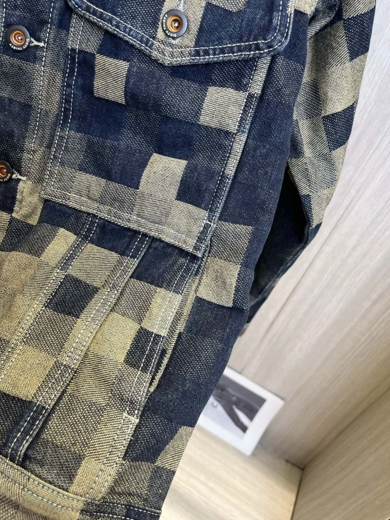 Louis Vuitton Outwear Neat 135805