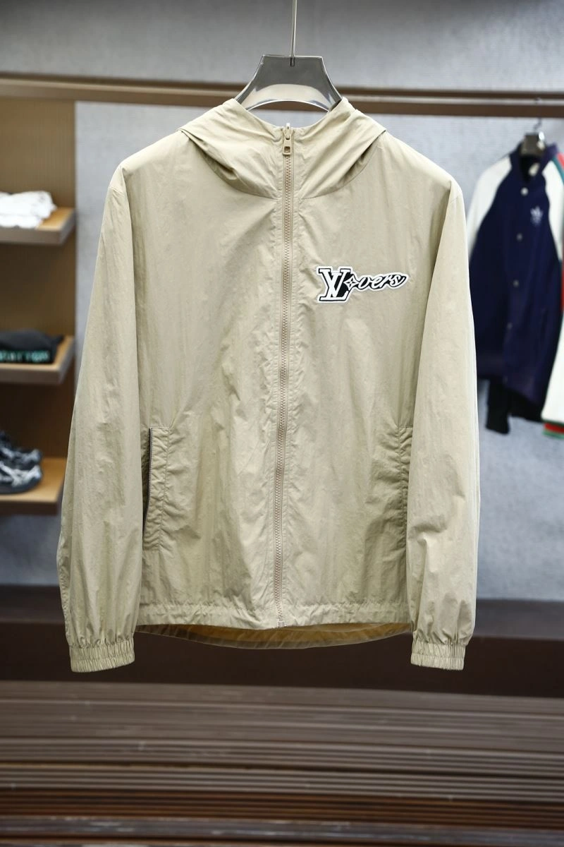 Louis Vuitton Outwear Comfortable 135796