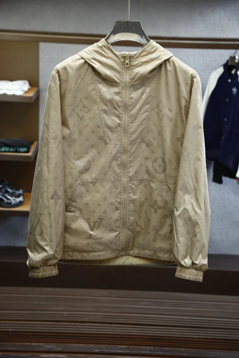 Louis Vuitton Outwear Comfortable 135796