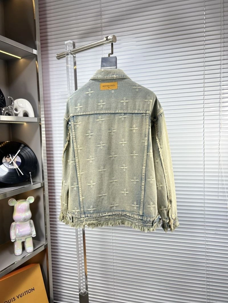 ZipUp Louis Vuitton Outwear 135797