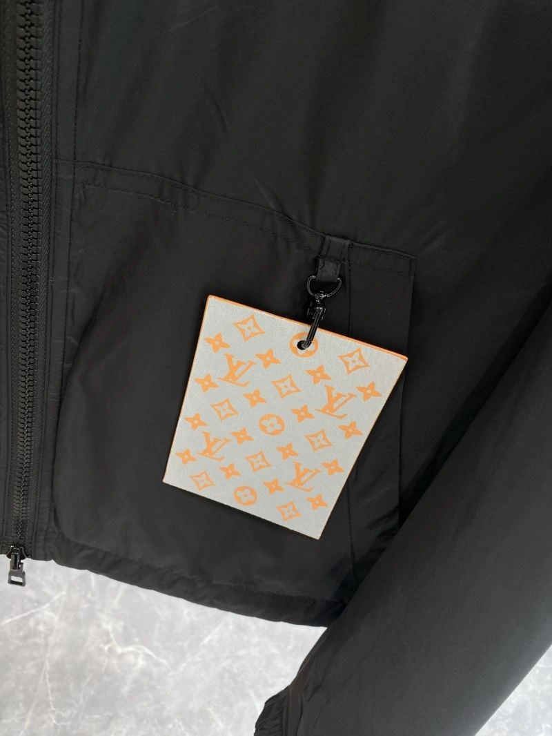 Durable Louis Vuitton Outwear 135794