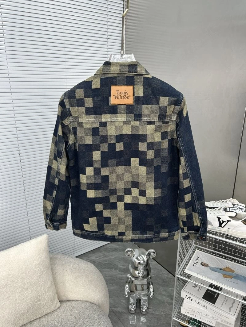 Casual Louis Vuitton Outwear 134954