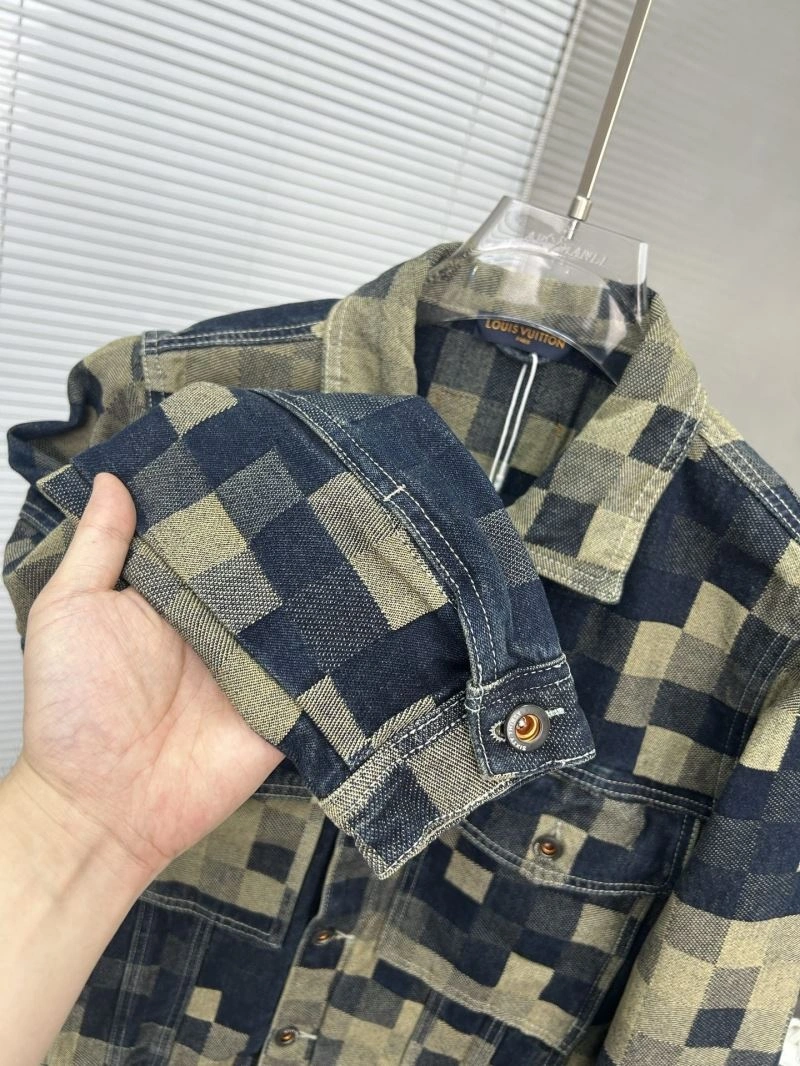 Casual Louis Vuitton Outwear 134954