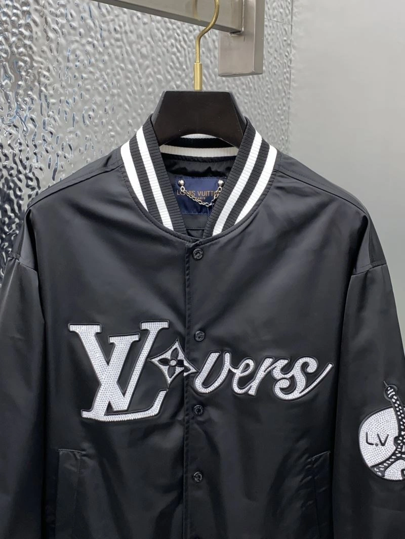SmoothTexture Louis Vuitton Outwear 134941