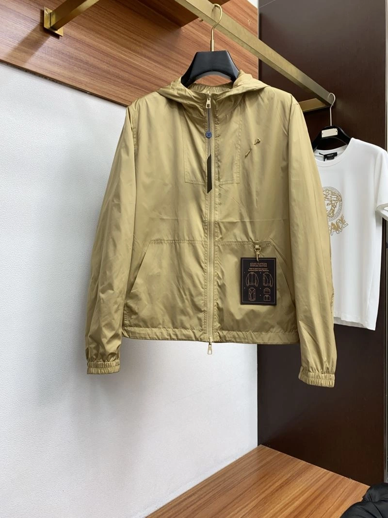 Louis Vuitton Outwear Sporty 134929