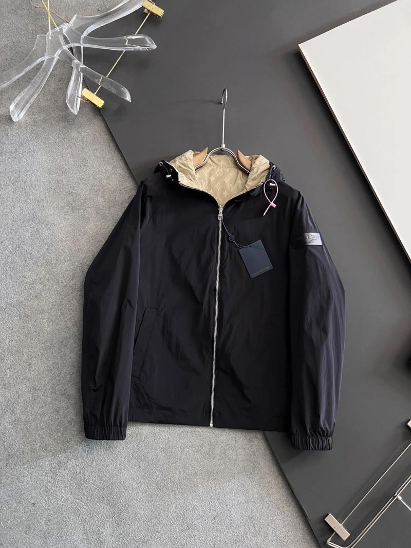 FashionForward Louis Vuitton Outwear 134918