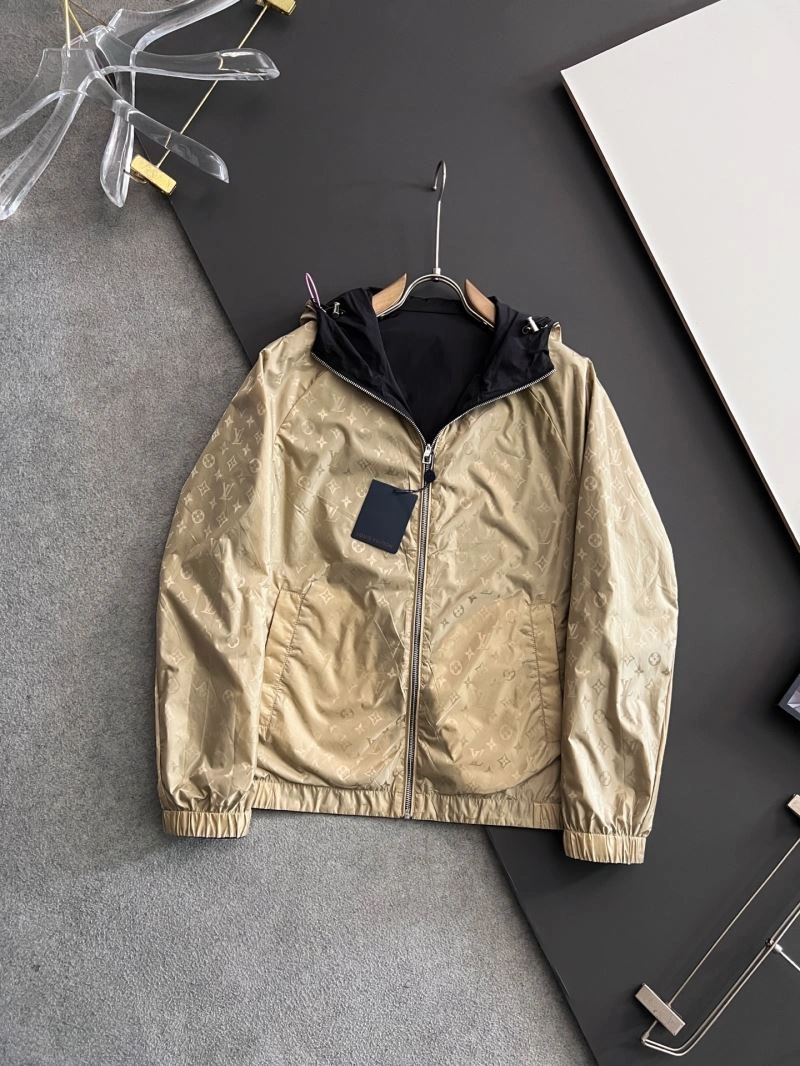 FashionForward Louis Vuitton Outwear 134918