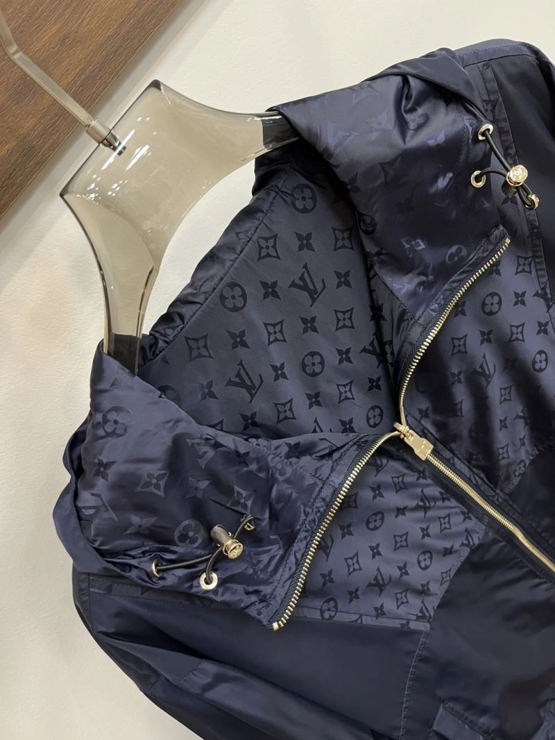 Comfortable Louis Vuitton Outwear 134940