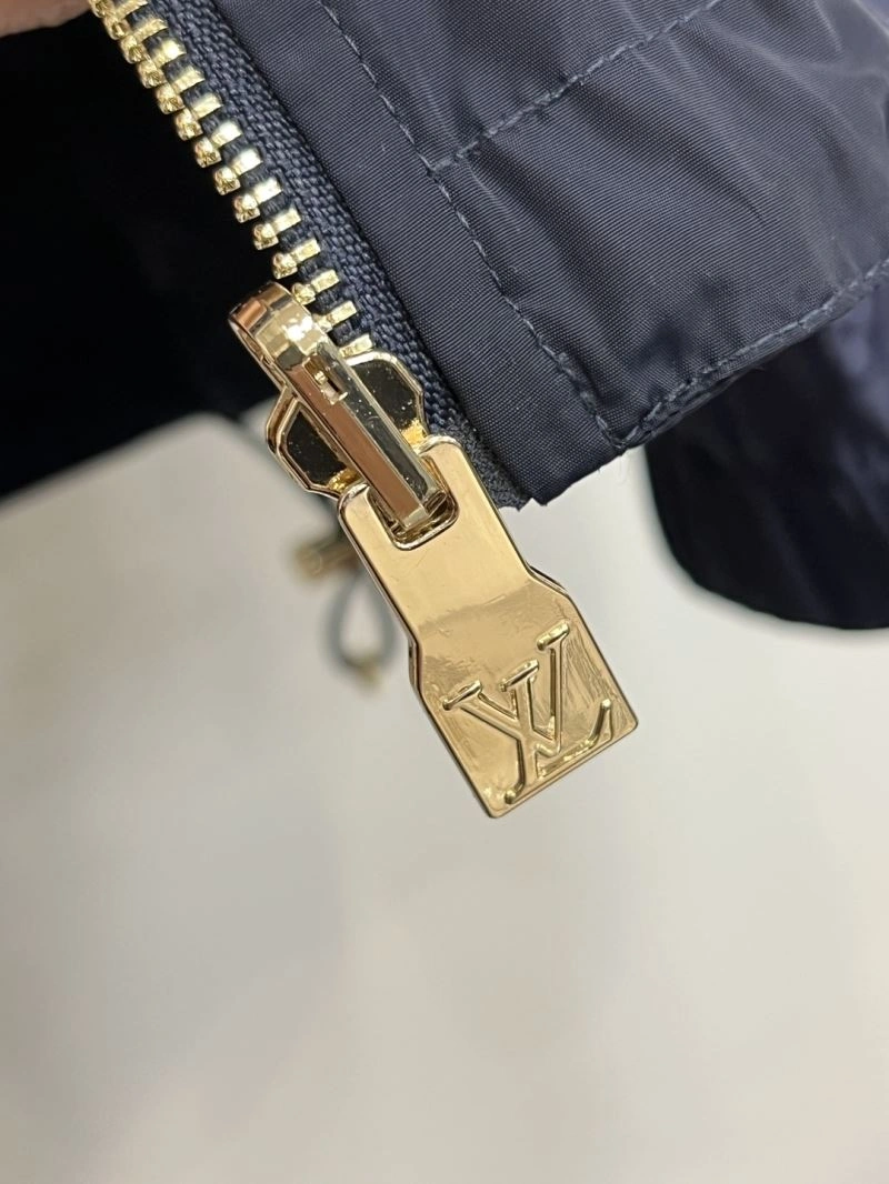 Comfortable Louis Vuitton Outwear 134940