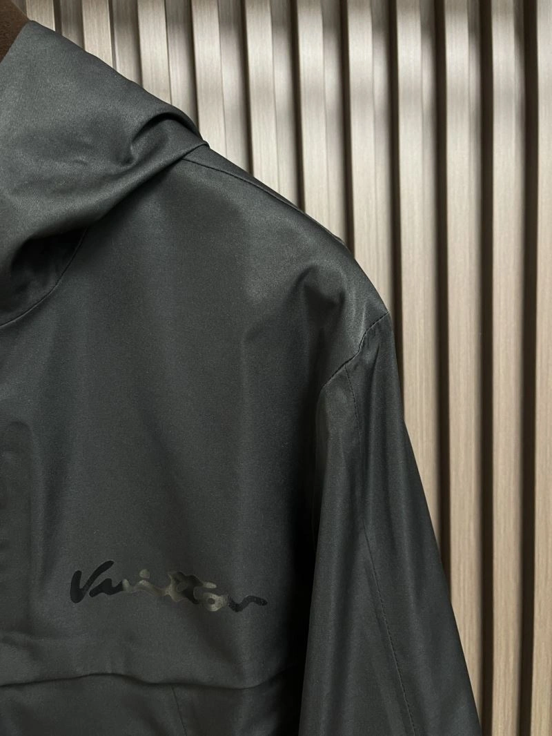 TimelessDesign Louis Vuitton Outwear 134928