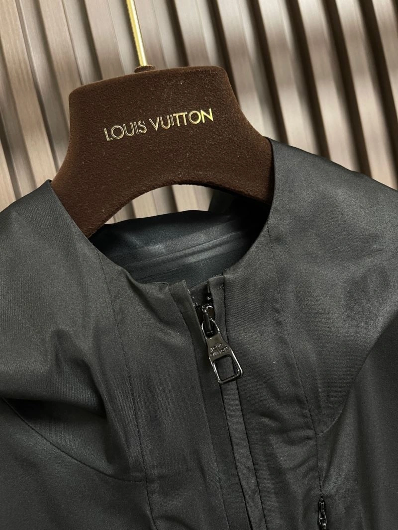 TimelessDesign Louis Vuitton Outwear 134928