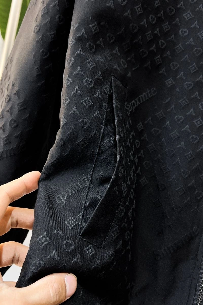 Louis Vuitton Outwear Chic 134920