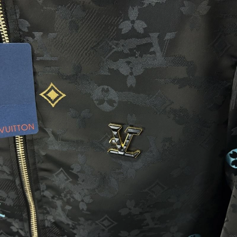 Louis Vuitton Outwear Sleek 134917