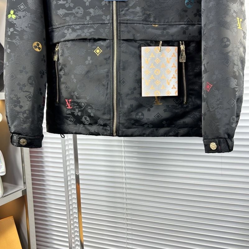 Louis Vuitton Outwear Sleek 134917