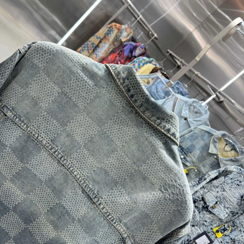 Louis Vuitton Outwear Breathable 134911
