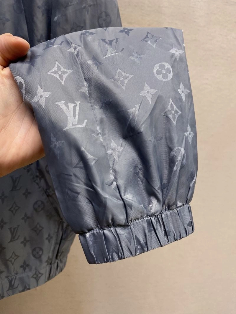 EasyCare Louis Vuitton Outwear 134906