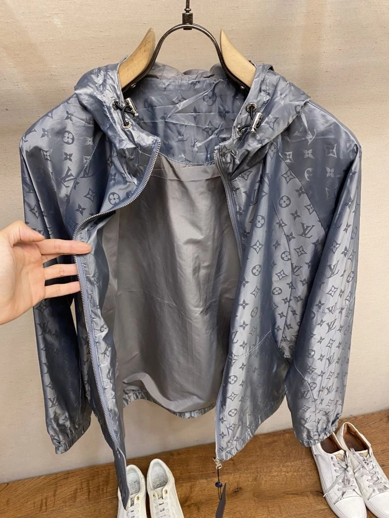 EasyCare Louis Vuitton Outwear 134906