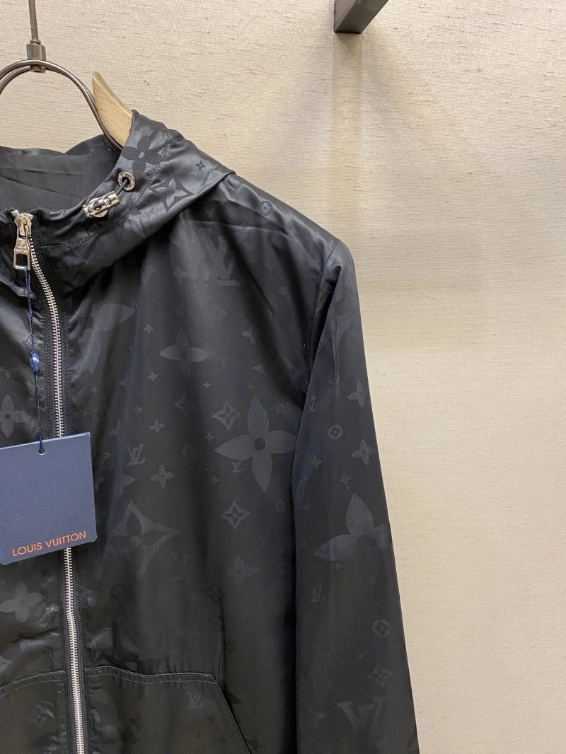 Louis Vuitton Outwear WaterResistant 134904