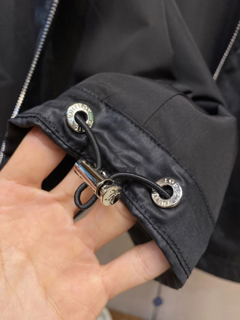 Louis Vuitton Outwear WaterResistant 134904