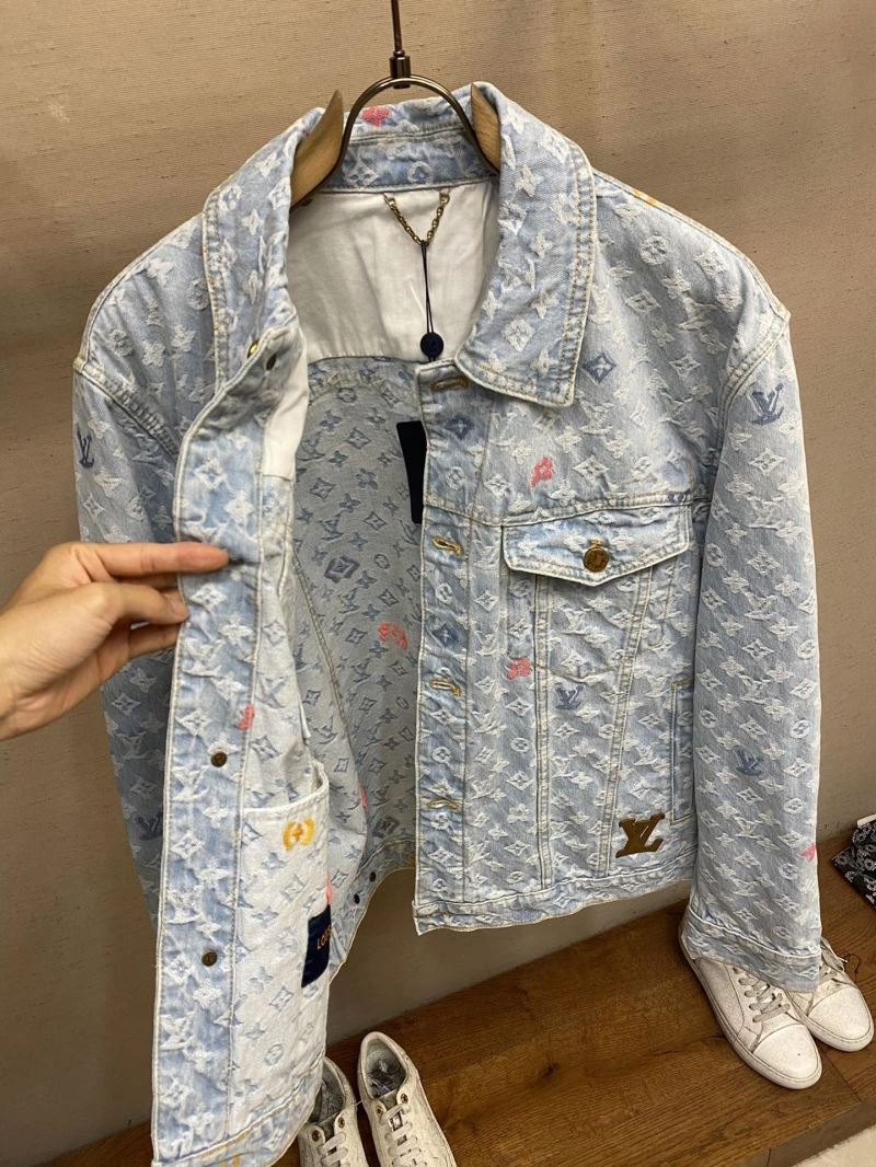 Unique Louis Vuitton Outwear 134903