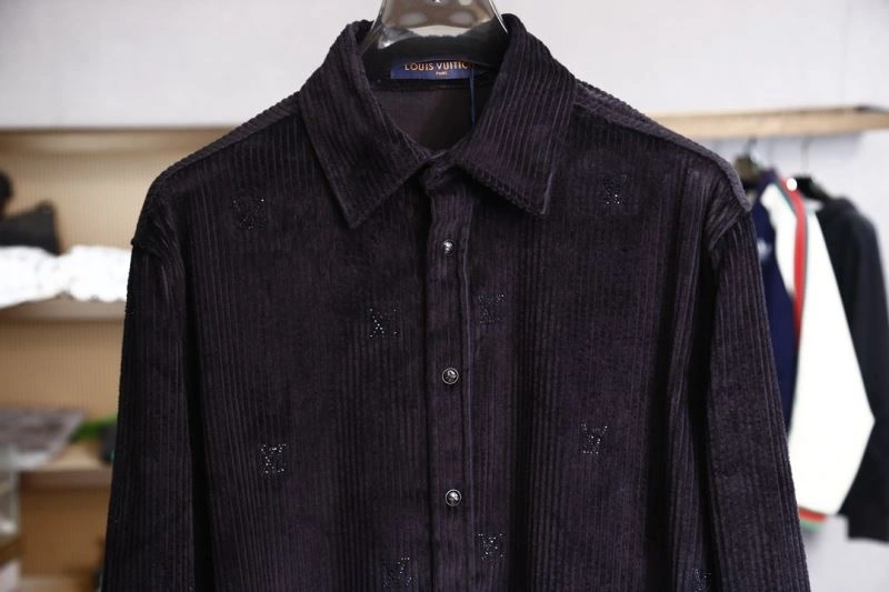 Louis Vuitton Outwear Lightweight 134878