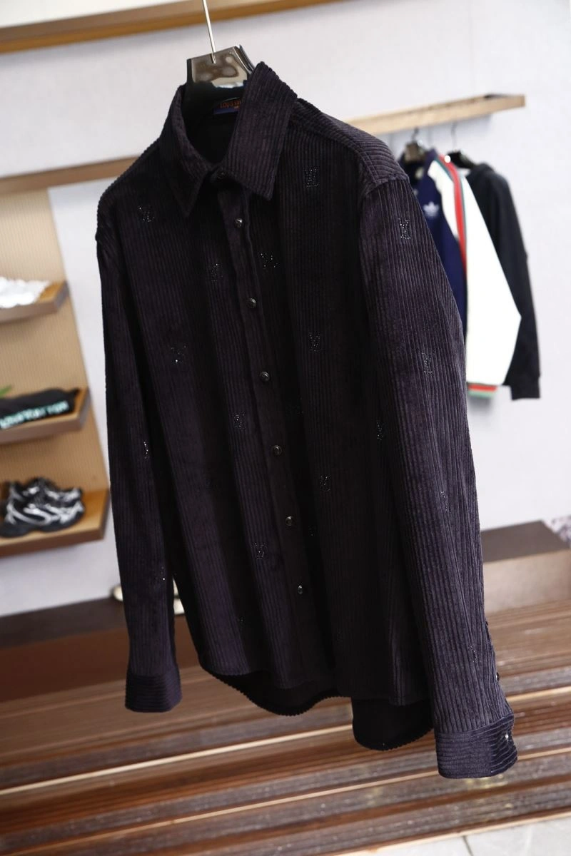 Louis Vuitton Outwear Lightweight 134878