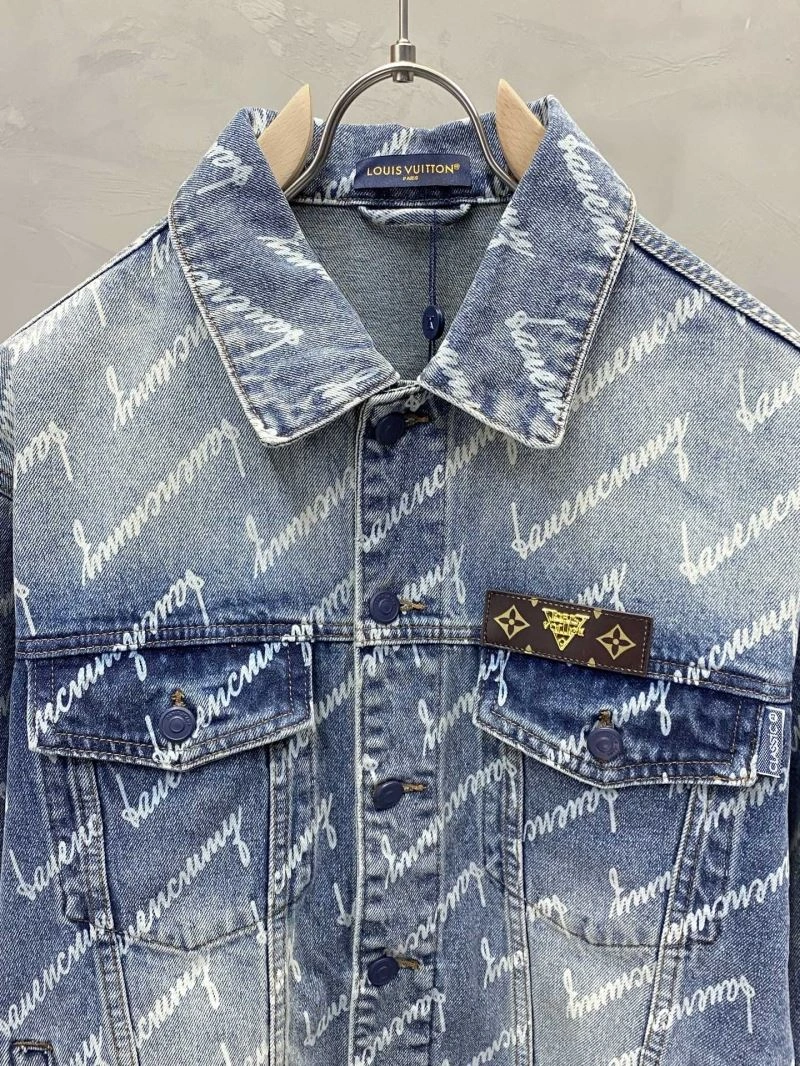 Contemporary Louis Vuitton Outwear 134895