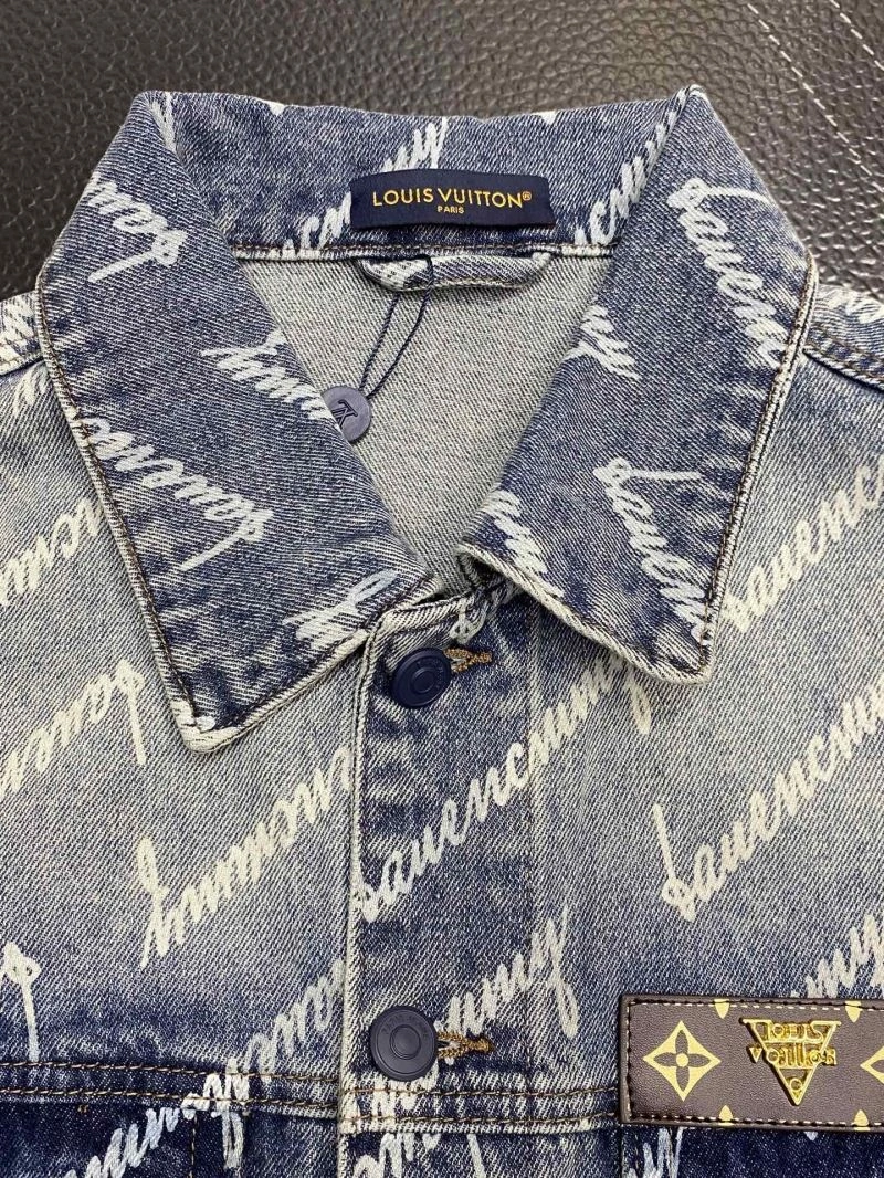 Contemporary Louis Vuitton Outwear 134895