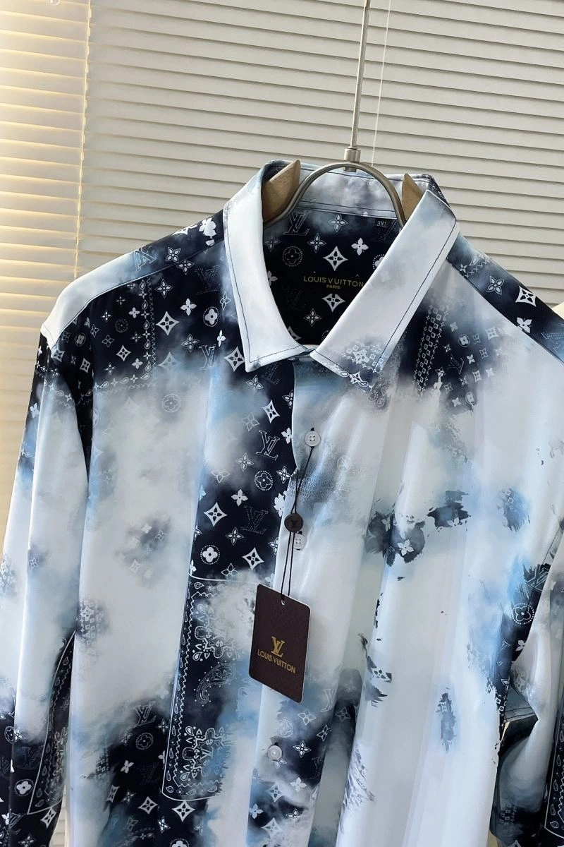 Stylish Louis Vuitton Outwear 134885