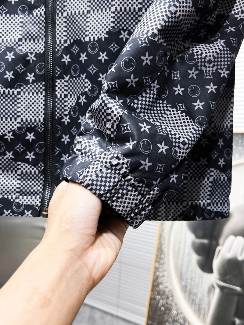 Louis Vuitton Outwear Unisex 134881