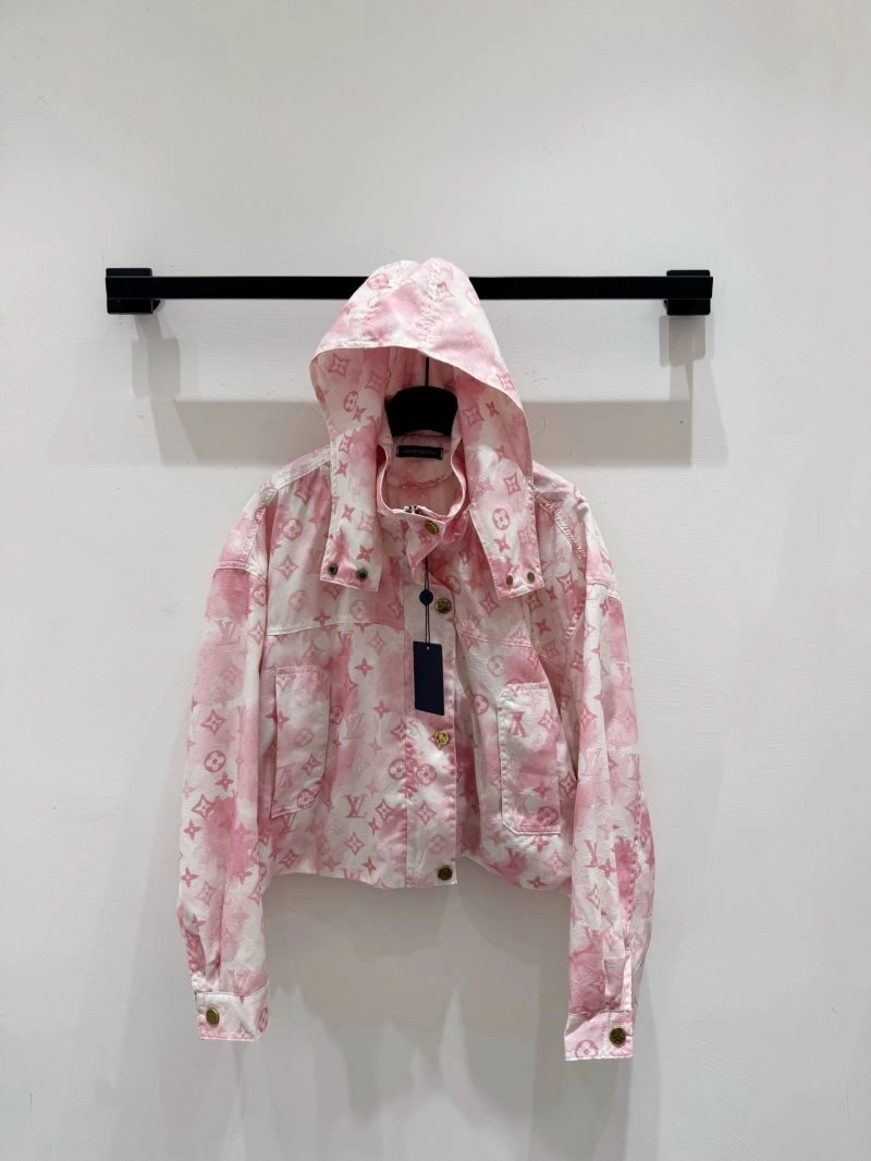 Louis Vuitton Outwear FreshLook 131392