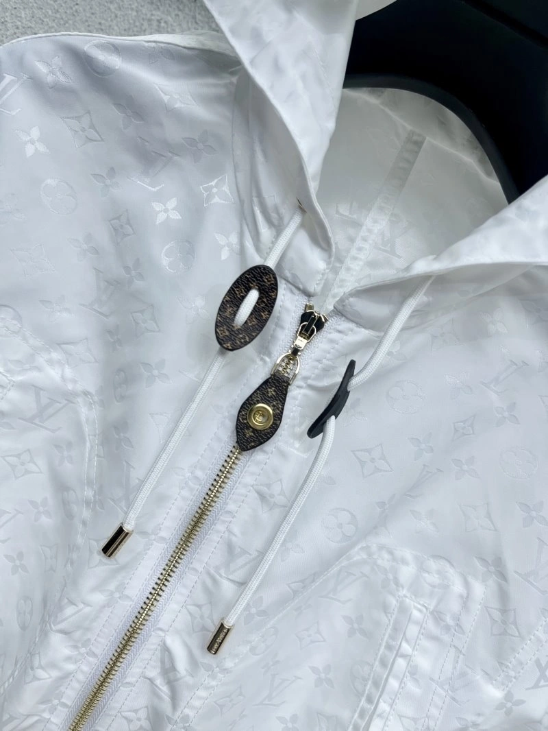 Upgraded Louis Vuitton Outwear 131388
